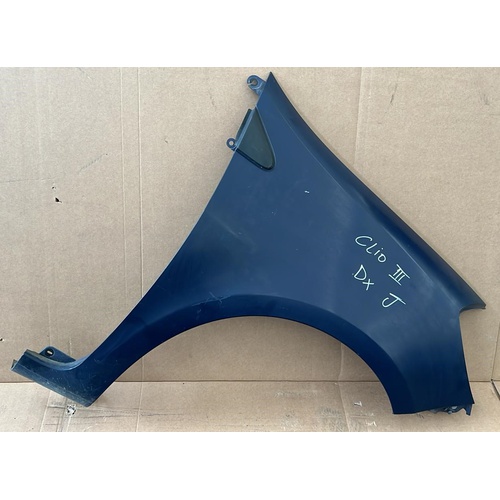 Parafango Anteriore Destro RENAULT Clio Serie (04>08) del 2004 - 2008