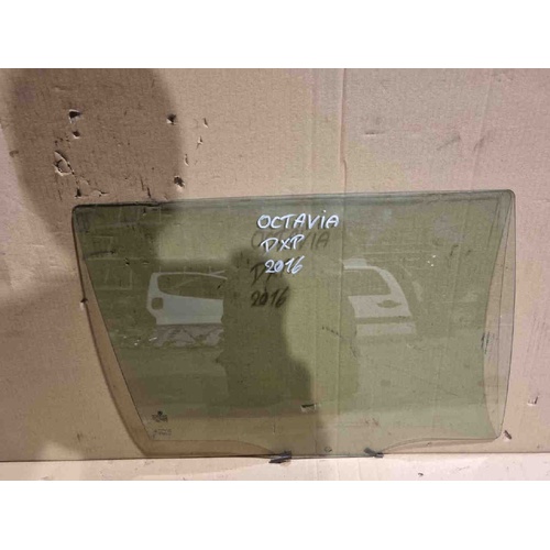 Vetro scendente posteriore destro SKODA Octavia S.Wagon 5° Serie (5E5) (16>20) del 2016 - 2020
