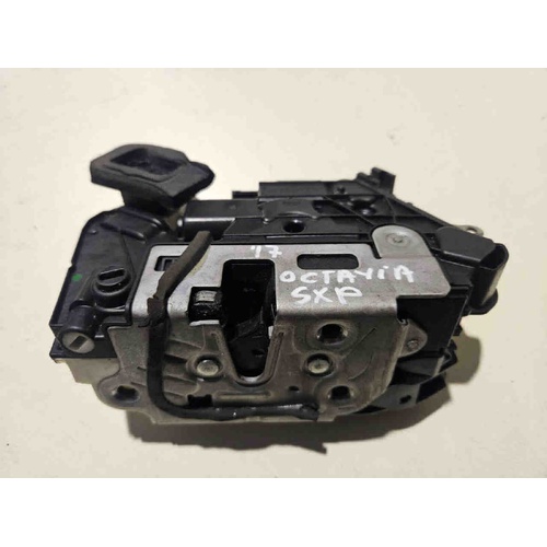 Serratura Posteriore Sinistra SKODA Octavia S.Wagon 5° Serie (5E5) (16>20) del 2016 - 2020