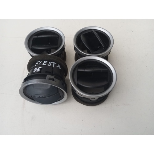 Bocchette Aria Cruscotto FORD Fiesta 4° Serie del 2002 - 2005