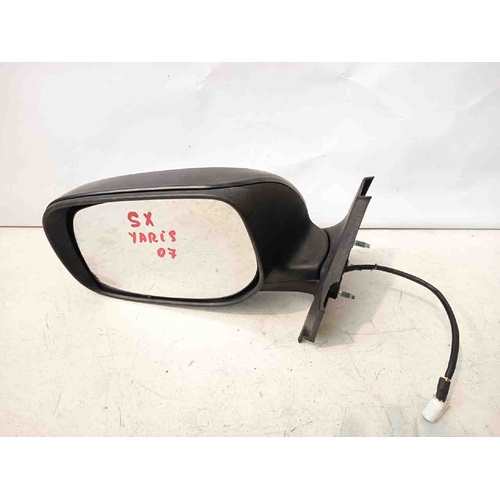 Specchietto Retrovisore Sinistro TOYOTA Yaris Serie (05>08) del 2005 - 2008