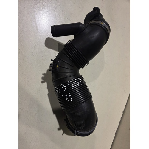 Tubo aspirazione filtro aria AUDI A3 Serie (8P1) (08>12) del 2008 - 2012