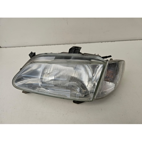 Fanale anteriore sx RENAULT Megane l Serie (96>99) del 1996 - 1999