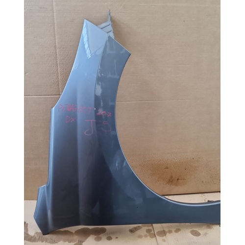 Parafango Anteriore Destro PEUGEOT 207 1° Serie del 2006 - 2009
