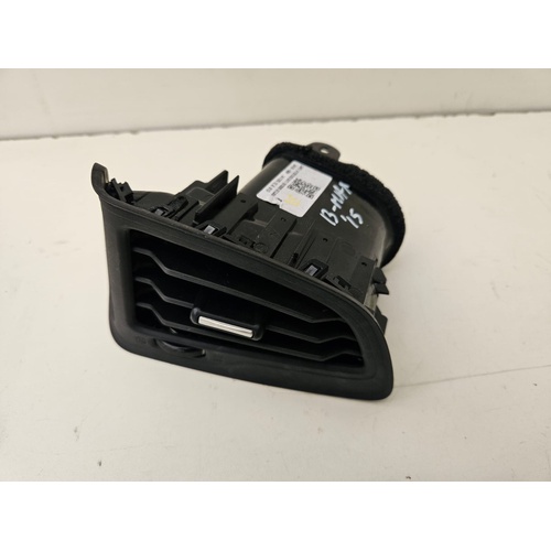 Bocchetta aria cruscotto lato passeggero FORD B - Max Berlina del 2012