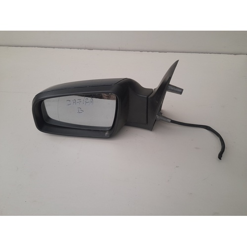 Specchietto Retrovisore Sinistro OPEL Zafira B del 2005 - 2008