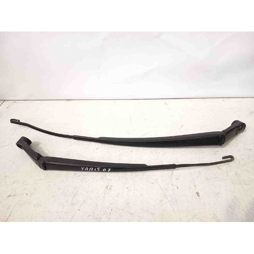 Bracci Tergi ant. TOYOTA Yaris Serie (05>08) del 2005 - 2008