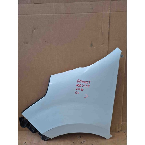 Parafango Anteriore Sinistro RENAULT Master 3° Serie del 2003 - 2010