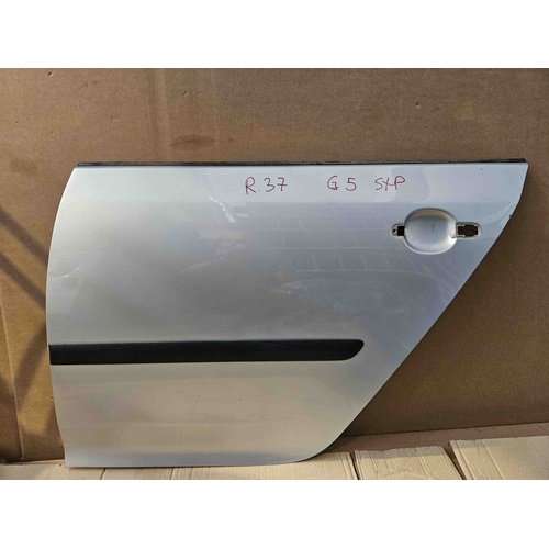 Pannello Portiera esterno posteriore SX guida VOLKSWAGEN Golf 5 Berlina (03>08) del 2003 - 2008