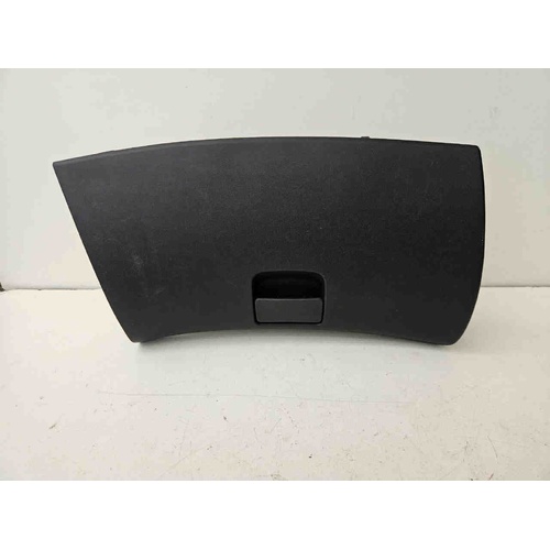 Vano portaoggetti KIA Cee'd 1° Serie del 2006 - 2012
