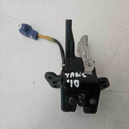 Serratura Cofano Posteriore TOYOTA Yaris Serie (08>11) del 2008 - 2011