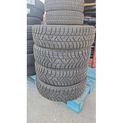 Gomme pneumatici invernali FIAT Panda 3° Serie del 2012 Pirelli 175/65 R15