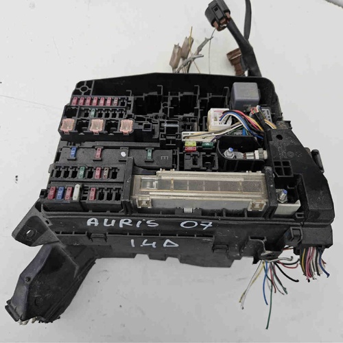 Scatola porta fusibili TOYOTA Auris Serie (E150) (07>12) del 2007 - 2012