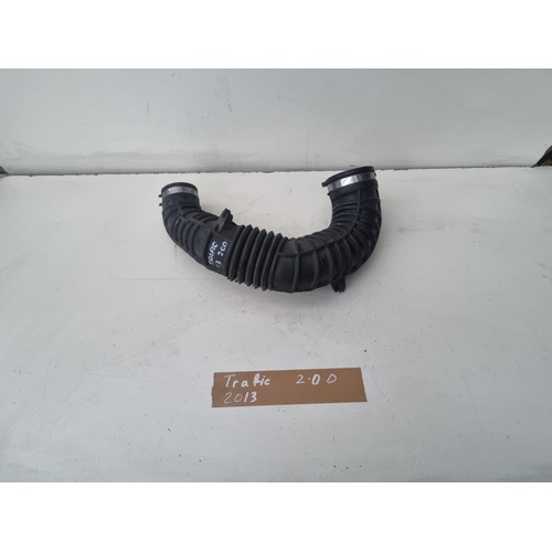 Tubo aspirazione filtro aria RENAULT Trafic Furgone 2° Serie del 2007