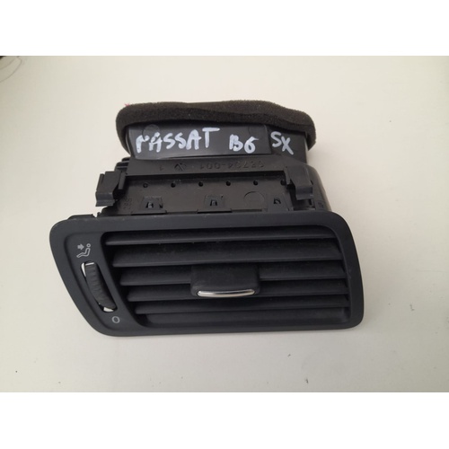 Bocchetta aria cruscotto lato guida VOLKSWAGEN Passat Variant 4° Serie del 2005 - 2010