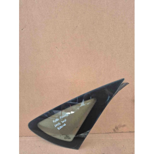 Vetro fisso posteriore DX FORD Focus Berlina 3° Serie del 2004 - 2008