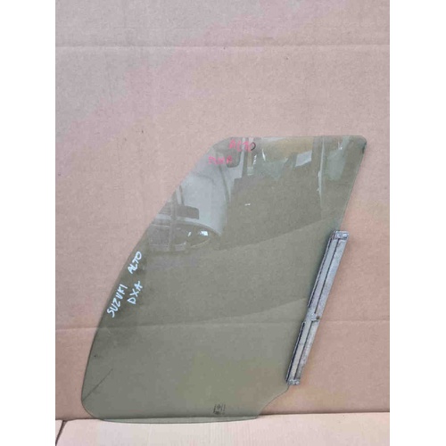 Vetro scendente anteriore destro SUZUKI Alto 3° Serie del 2008