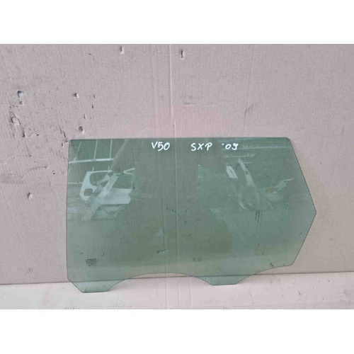 Vetro scendente Posteriore Sinistro VOLVO V50 2° Serie del 2007 - 2012