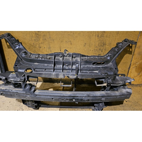 Rivestimento anteriore FORD Fiesta 4° Serie del 2002 - 2005