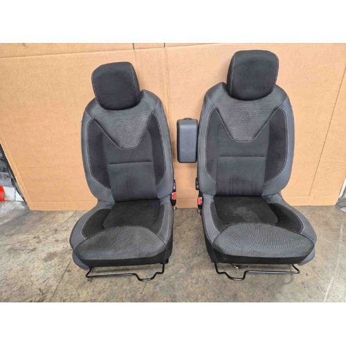 Sedili RENAULT Clio Serie IV (12>19) del 2012 - 2019