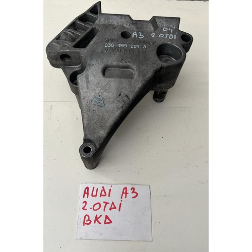 Supporto motore AUDI A3 Serie (8P1) (03>05) del 2003 - 2005