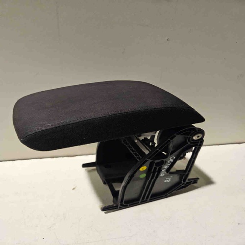 Bracciolo centrale SKODA Octavia S.Wagon 5° Serie (5E5) (16>) del 2016