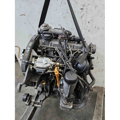Motore VOLKSWAGEN Golf 4 Berlina (97>03) del 1997 - 2003