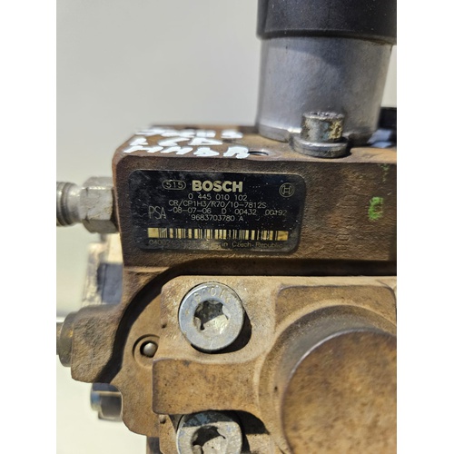 Pompa iniezione Diesel FORD Focus Berlina 4° Serie del 2008 - 2011