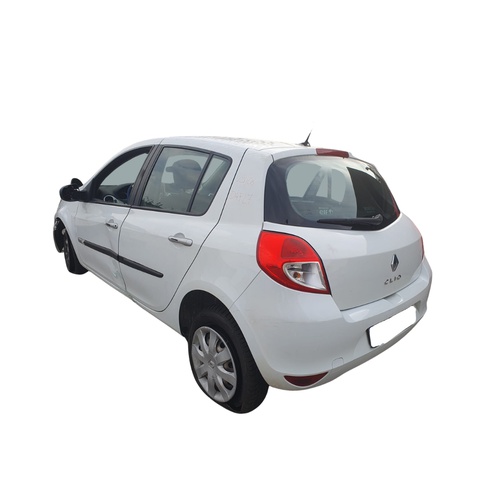 Ricambi usati Renault Clio 1.2 B del 2003