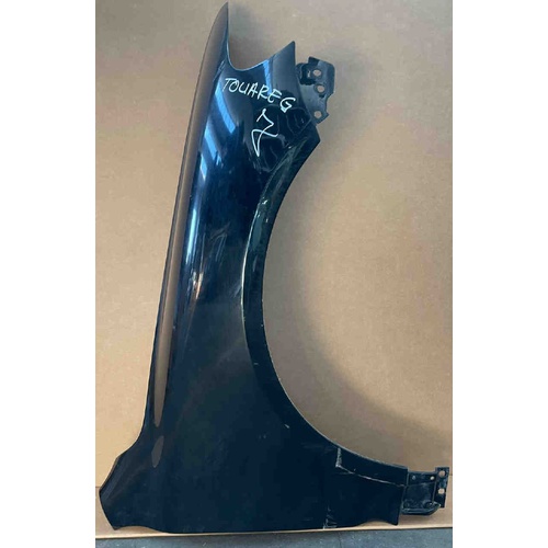 Parafango Anteriore Destro VOLKSWAGEN Touareg 1° Serie del 2002 - 2006