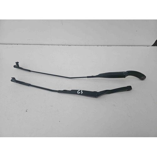 Bracci Tergi ant. VOLKSWAGEN Golf 4 Berlina (97>03) del 1997 - 2003