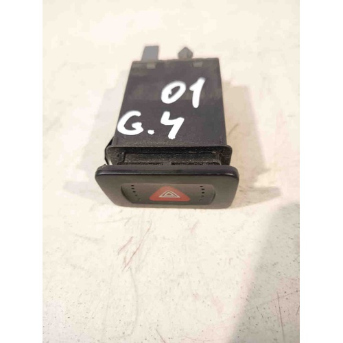 Pulsante Quattro 4 frecce VOLKSWAGEN Golf 4 Berlina (97>03) del 1997 - 2003