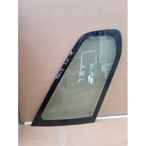 Vetro fisso posteriore SX FORD Focus Berlina 4° Serie del 2008 - 2011