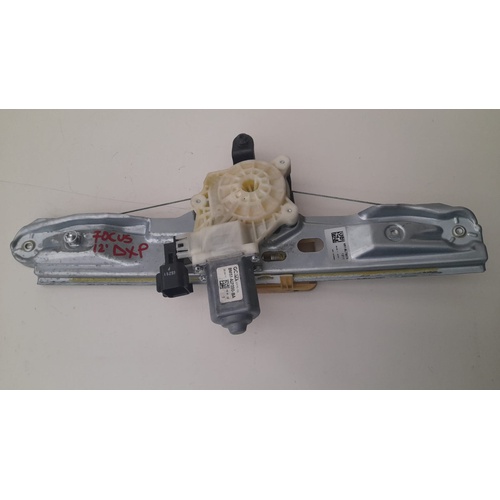 Motorino Alzavetro posteriore destra FORD Focus S. Wagon 5° Serie del 2011 - 2014