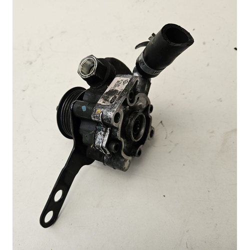 Pompa idroguida FORD Mondeo S. Wagon 5° Serie del 2005 - 2007