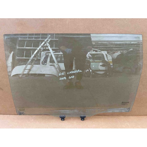 Vetro scendente Posteriore Sinistro KIA Carnival 3° Serie del 2007 - 2014