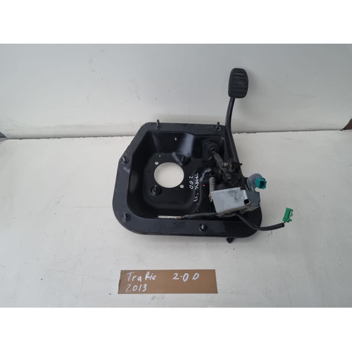 Pedale frizione RENAULT Trafic Furgone 2° Serie del 2007