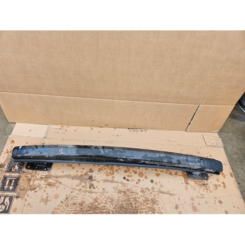 Rinforzo paraurti posteriore VOLKSWAGEN Polo 4° Serie del 2001 - 2009