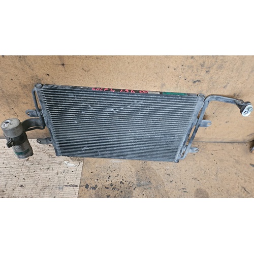 Condensatore aria VOLKSWAGEN Golf 4 Berlina (97>03) del 1997 - 2003