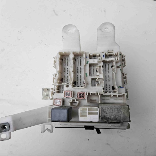 Relè fusibili TOYOTA Auris Serie (E150) (07>12) del 2007 - 2012