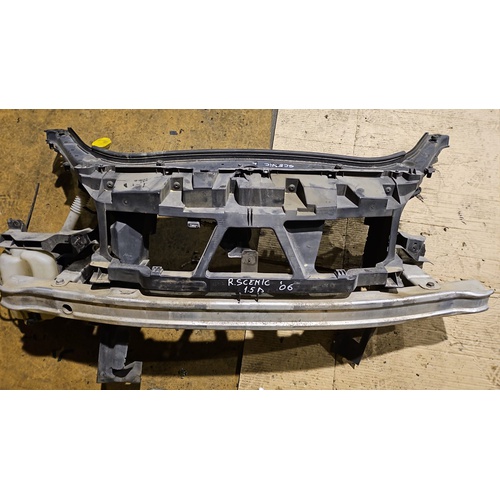 Rivestimento anteriore RENAULT Scenic 3° Serie del 2003 - 2006