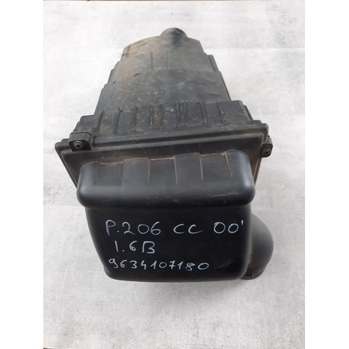 Scatola porta filtro aria Peugeot 206cc del 2000 1.6 Benzina