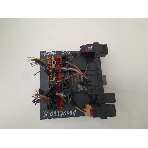Centralina porta fusibili VOLKSWAGEN Tiguan 1° Serie del 2007 - 2011